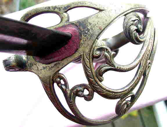 BOTTOM VIEW OF FULL HILT