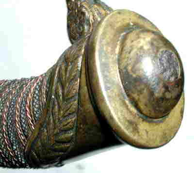 TOP VIEW OF POMMEL CAP